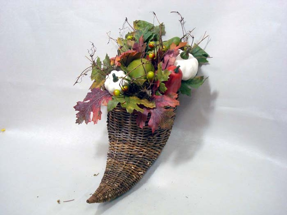 Other Material/Botanical table decor 