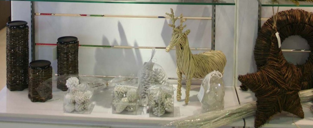 Other Material/Botanical table decor 