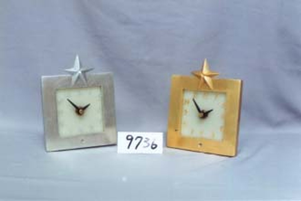 Other Material/Clock