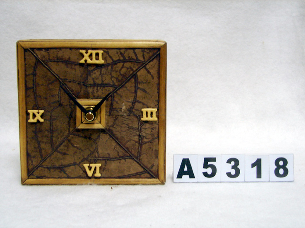 Other Material/Clock