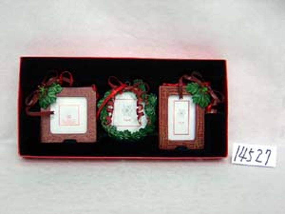Other Material/Frame ornament
