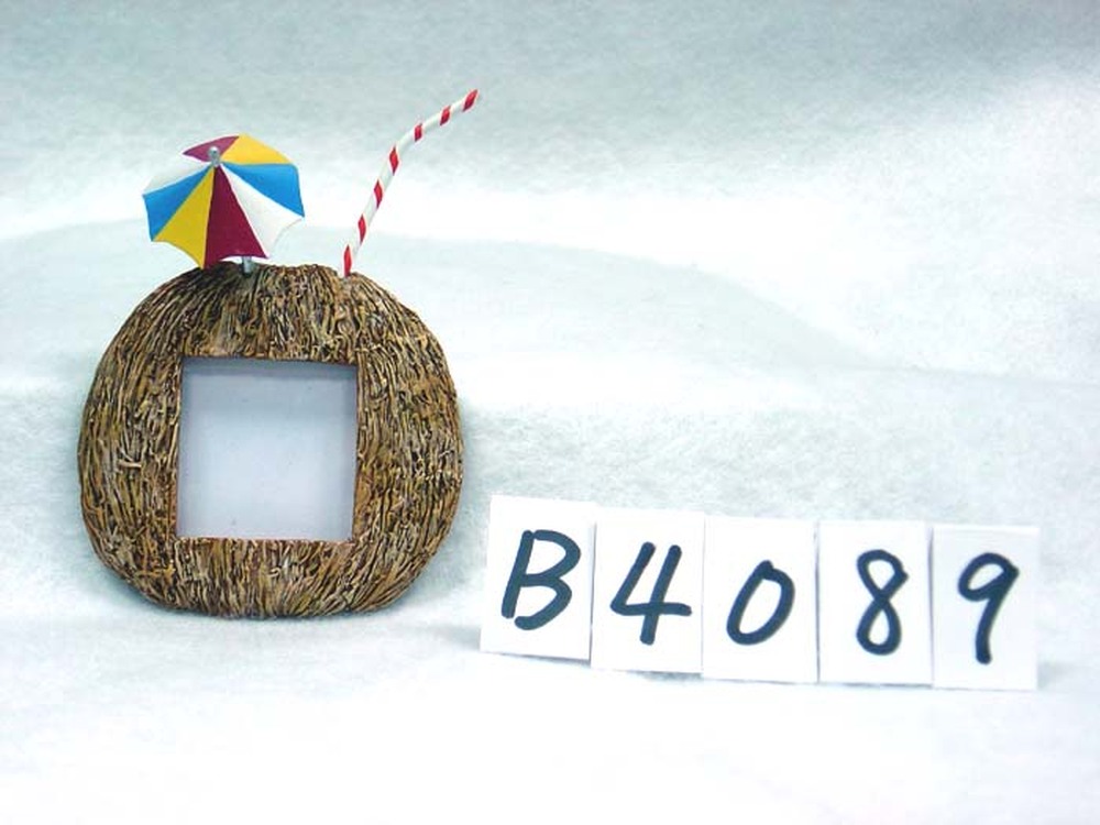 Other Material/Frame ornament
