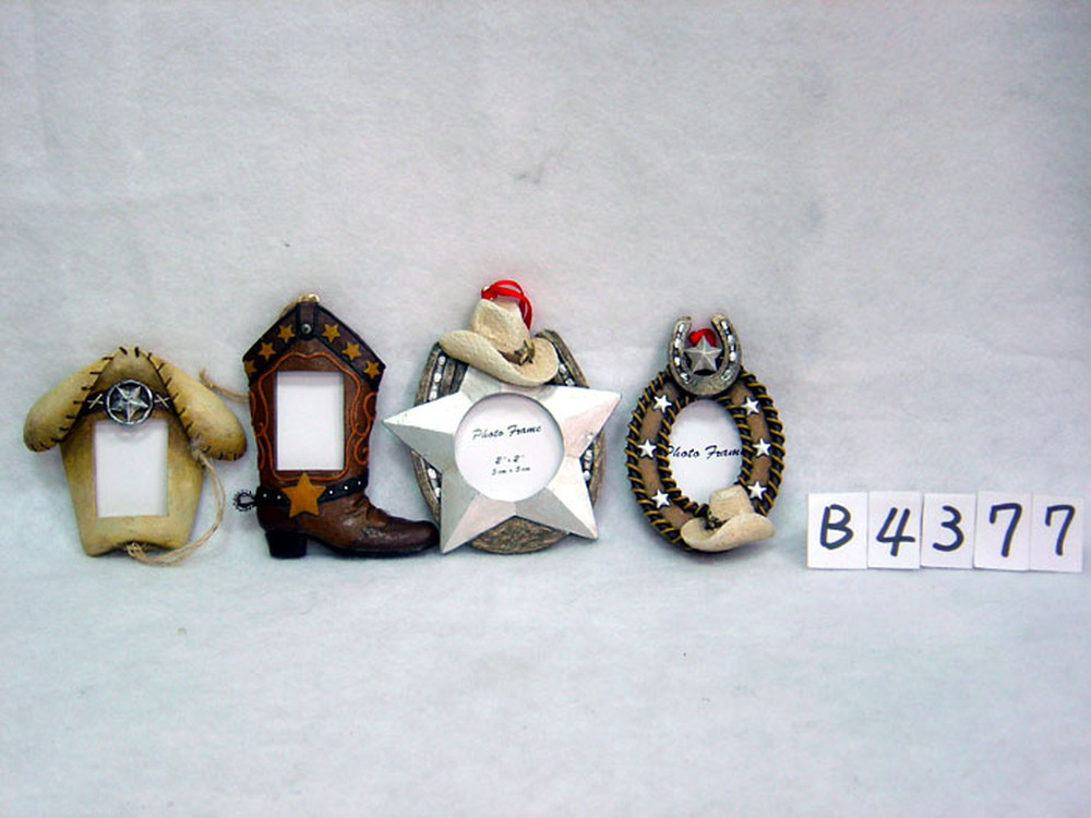 Other Material/Frame ornament