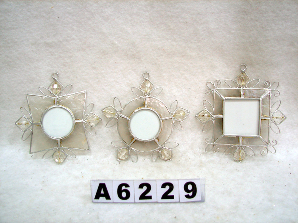 Other Material/Frame ornament