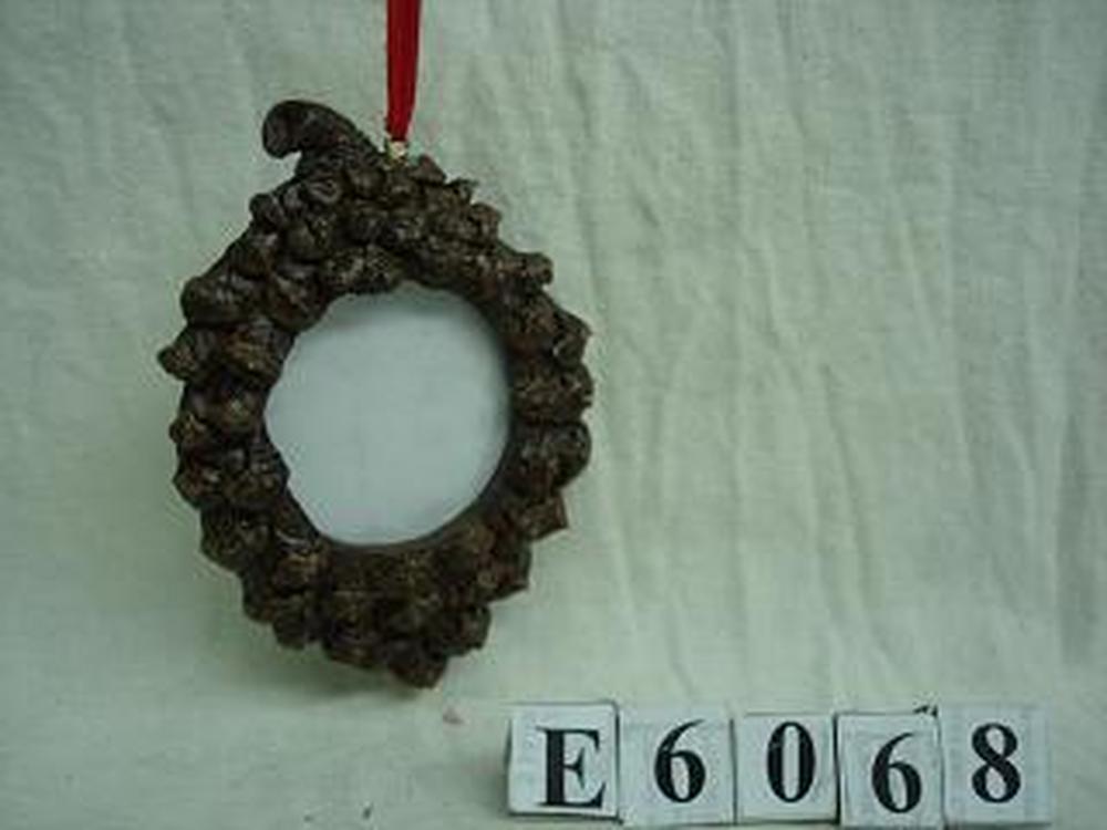 Other Material/Frame ornament