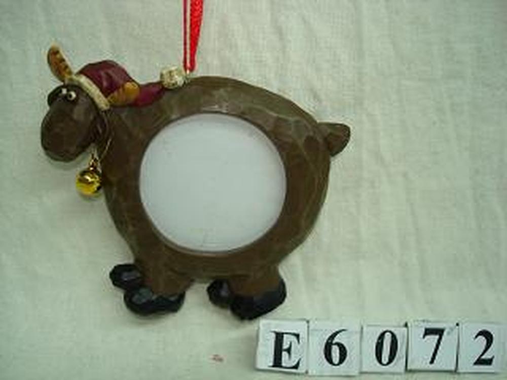 Other Material/Frame ornament