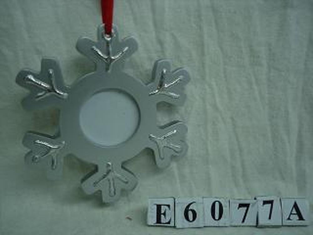 Other Material/Frame ornament