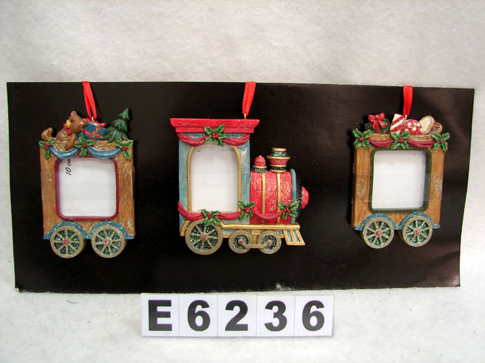 Other Material/Frame ornament