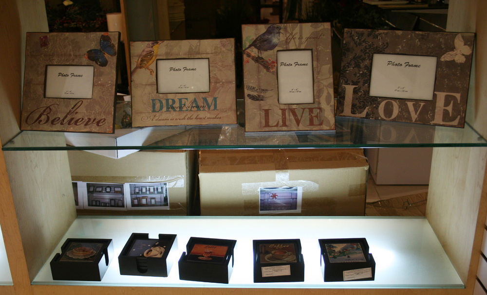 Other Material/Photo frame 