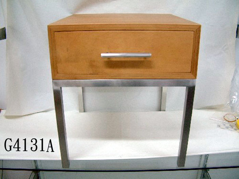 Other Material/Side table