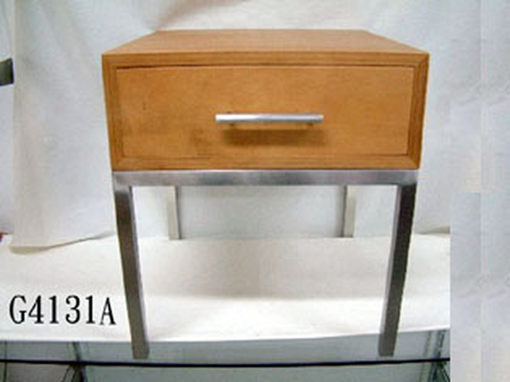 Other Material/Side table