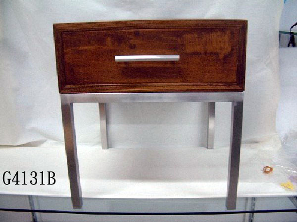 Other Material/Side table