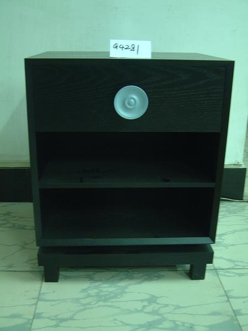 Other Material/Side table