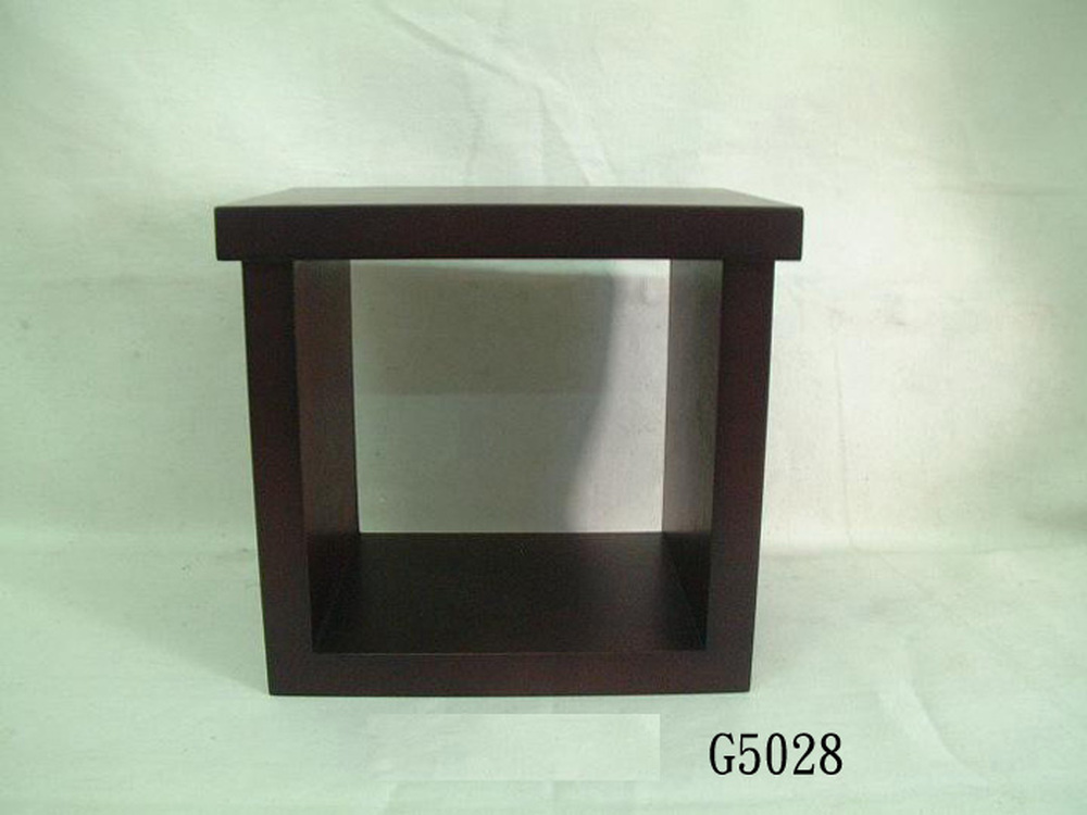 Other Material/Side table