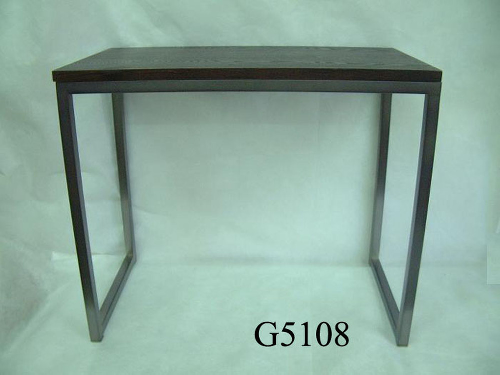 Other Material/Side table