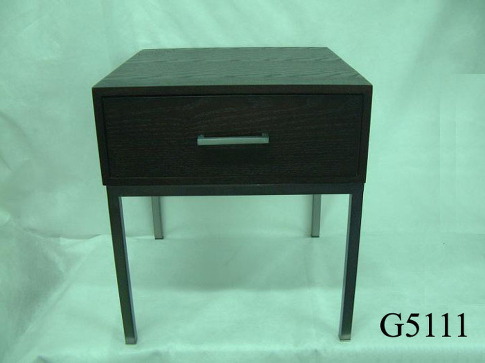 Other Material/Side table