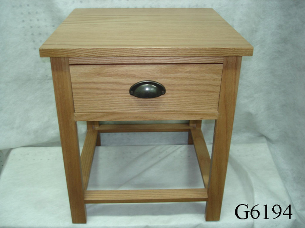Other Material/Side table