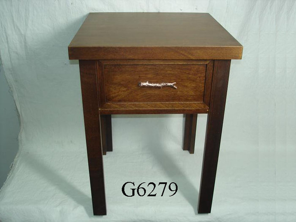 Other Material/Side table