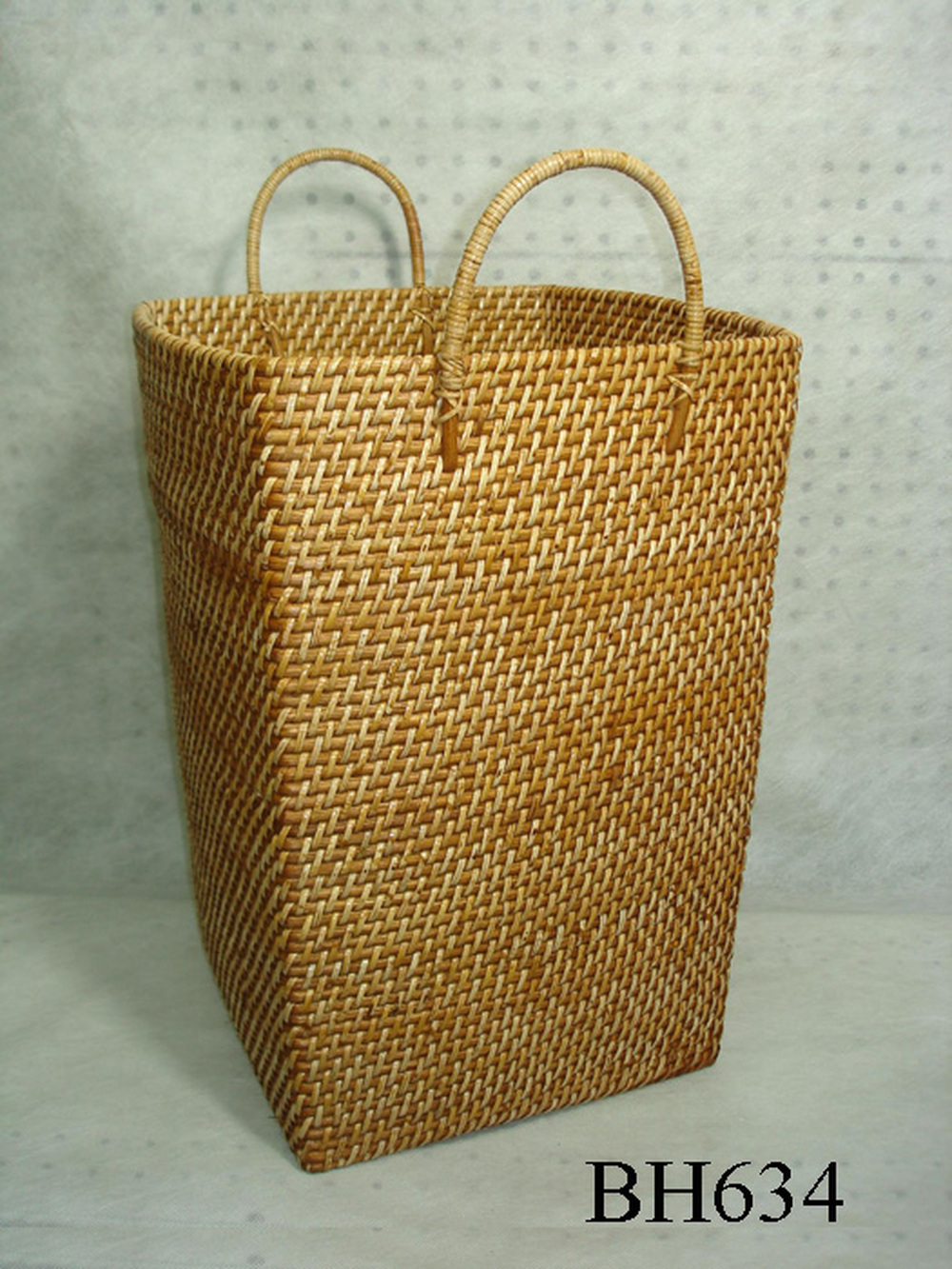 Other Material/Storage basket