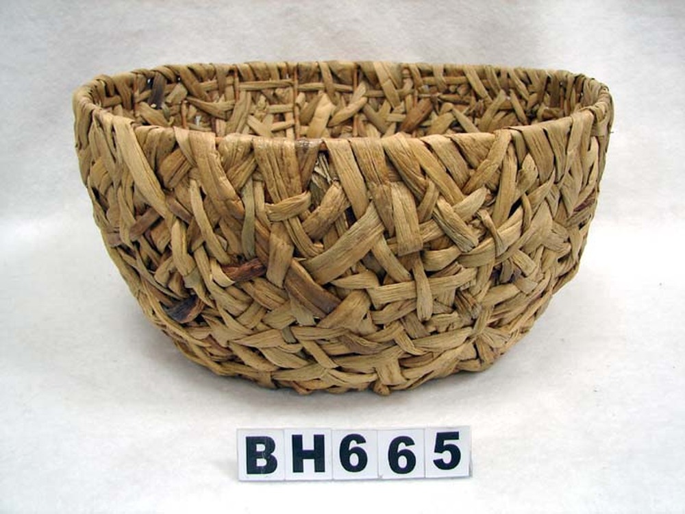 Other Material/Storage basket