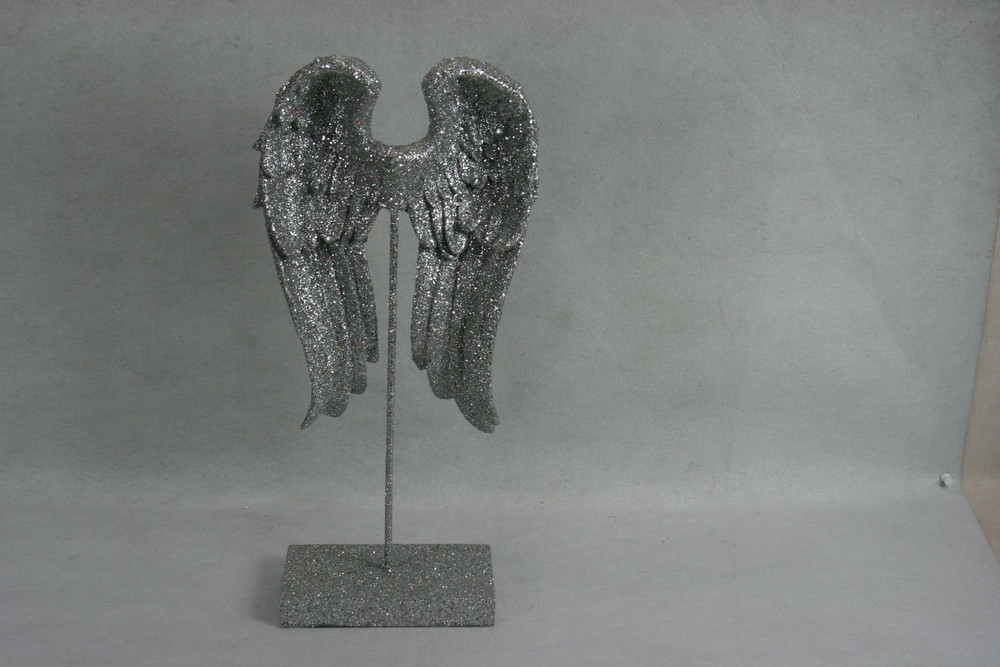Other Material/Table Decor 