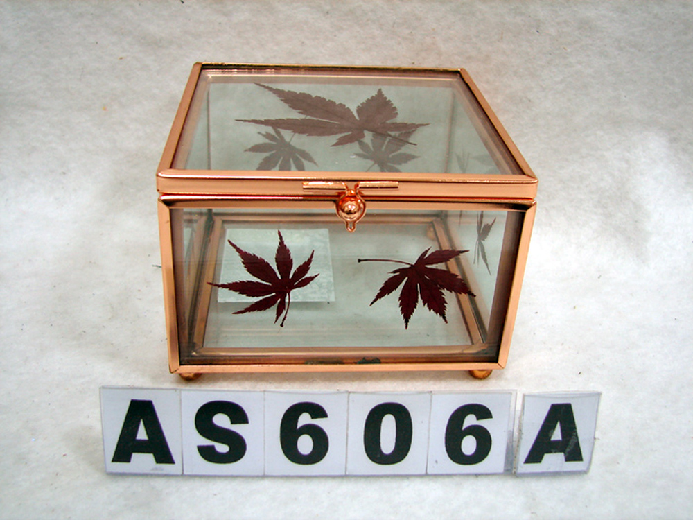 Other Material/Table Decor 