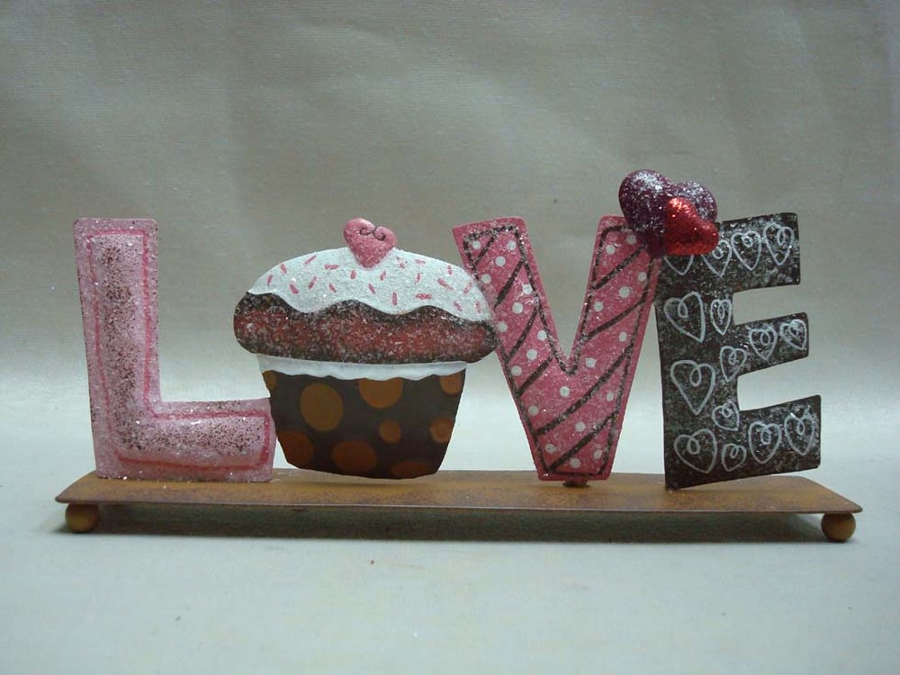 Other Material/Table Decor 
