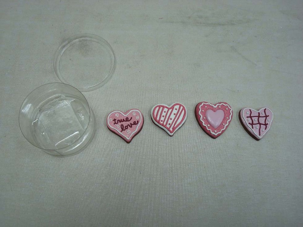 Other Material/Table Decor 