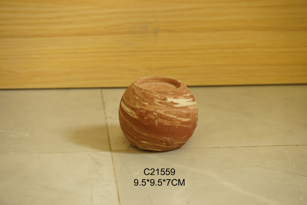 CANDLE HOLDER