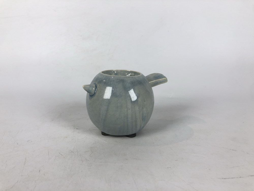 CANDLE HOLDER