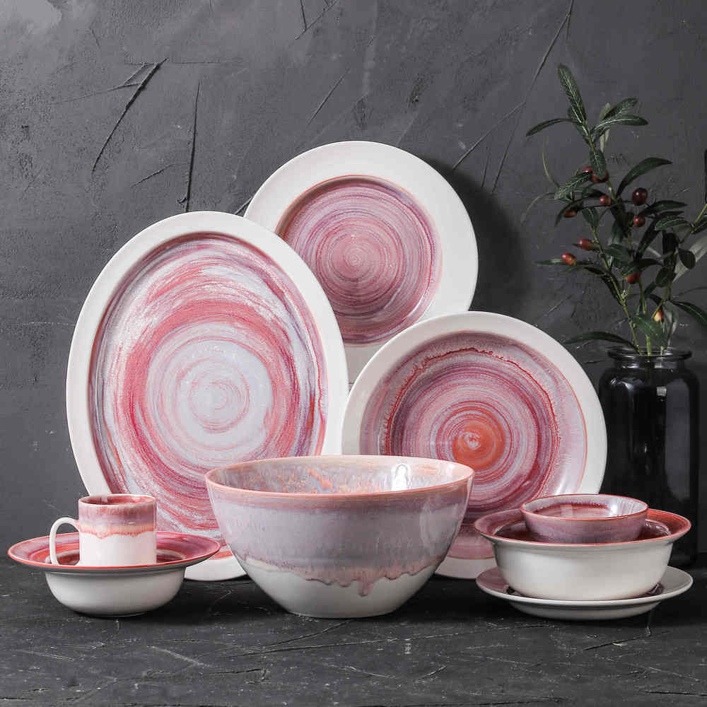 Dinnerware set