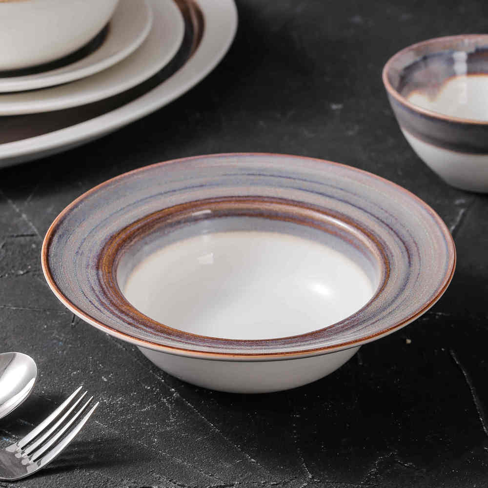 Dinnerware set