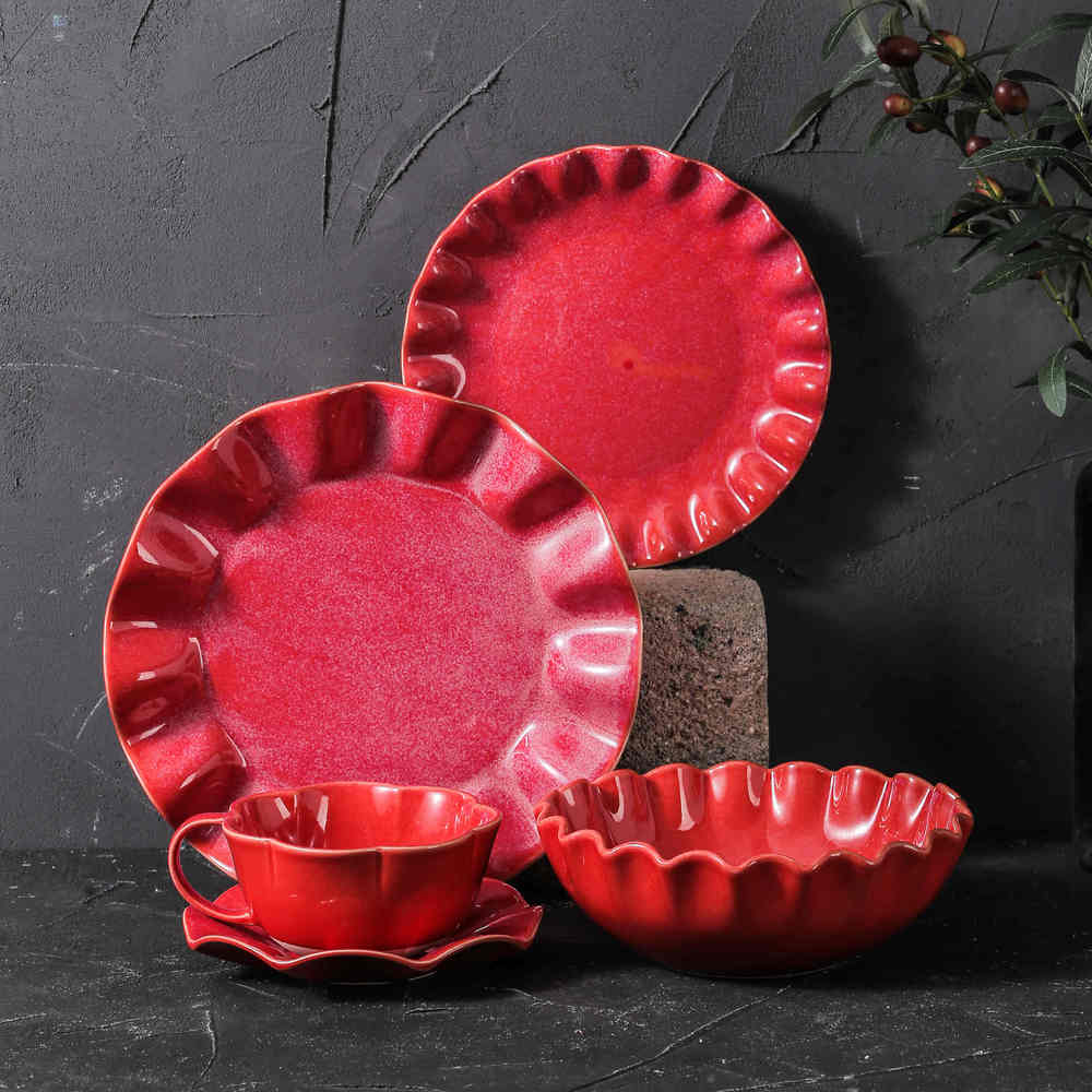 Dinnerware set