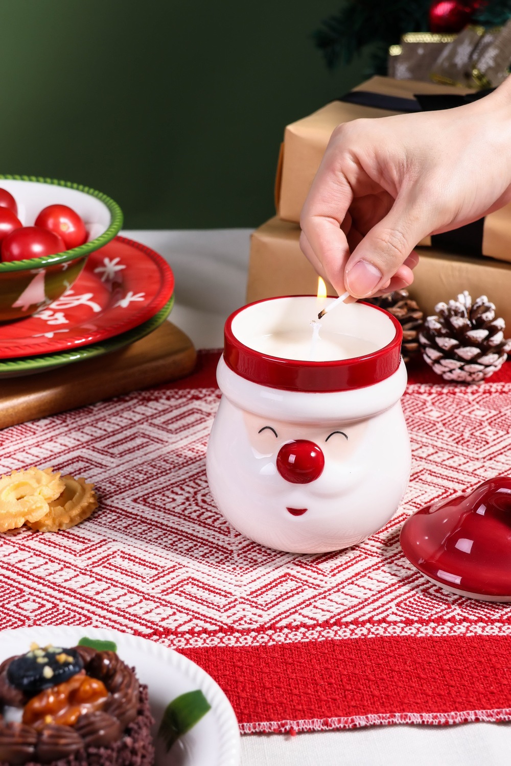 Dinnerware set