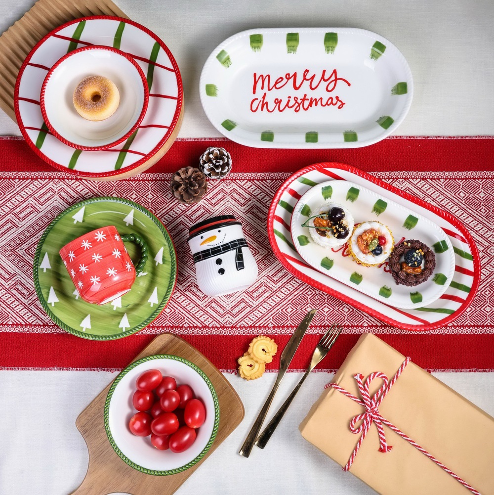 Dinnerware set