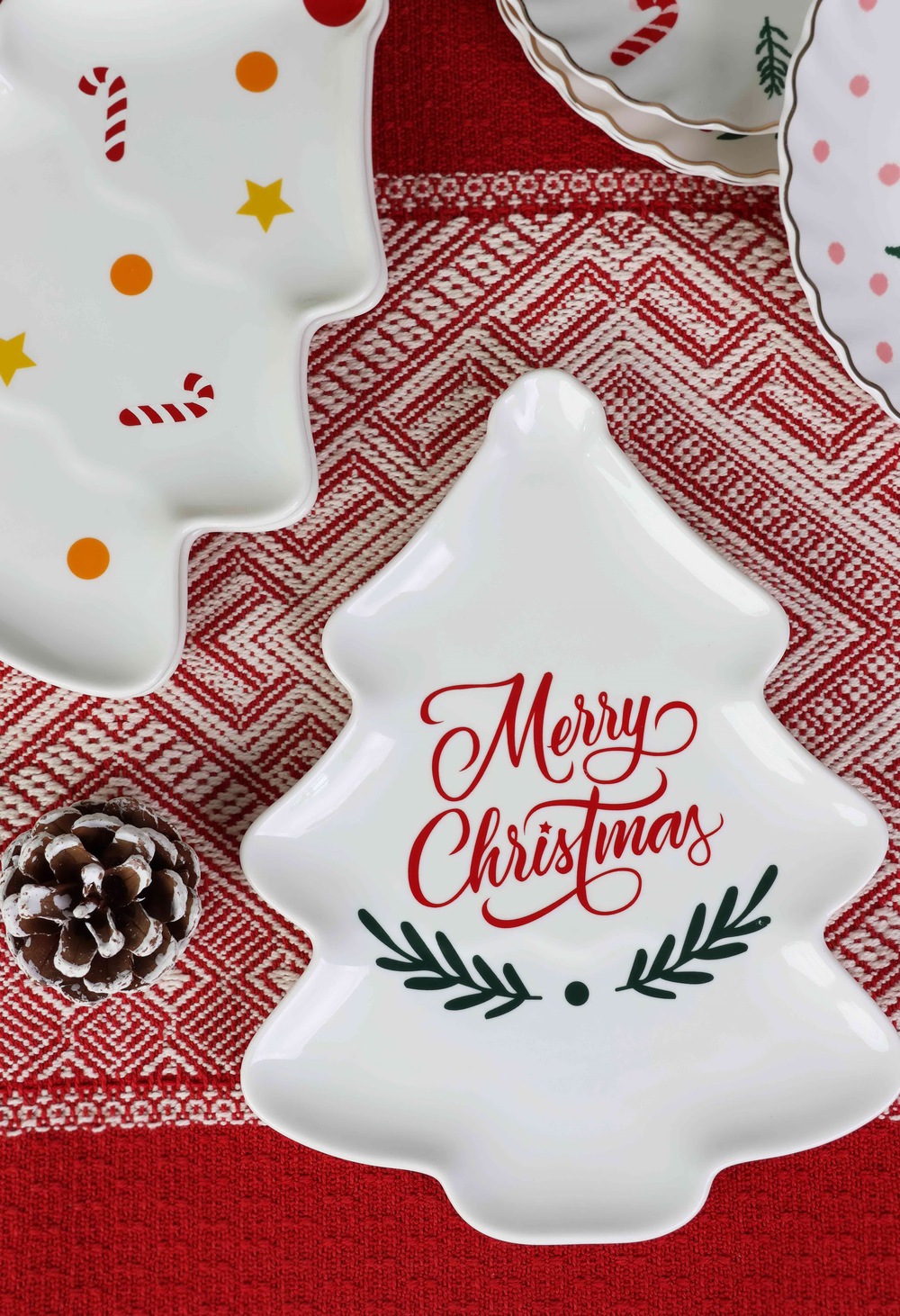 Dinnerware set