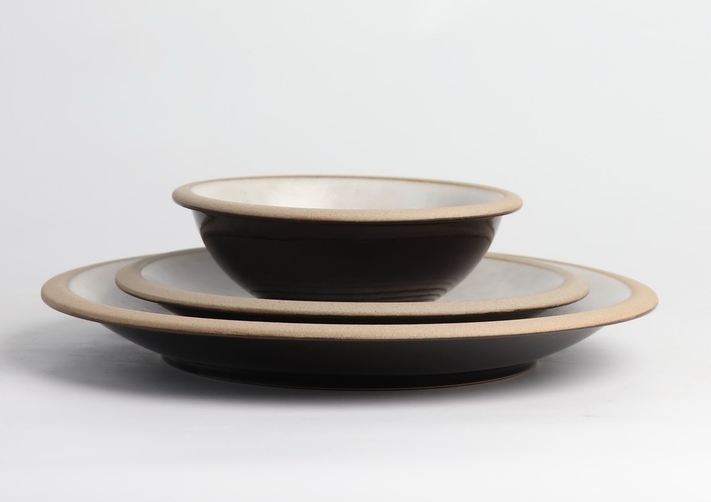 Dinnerware set
