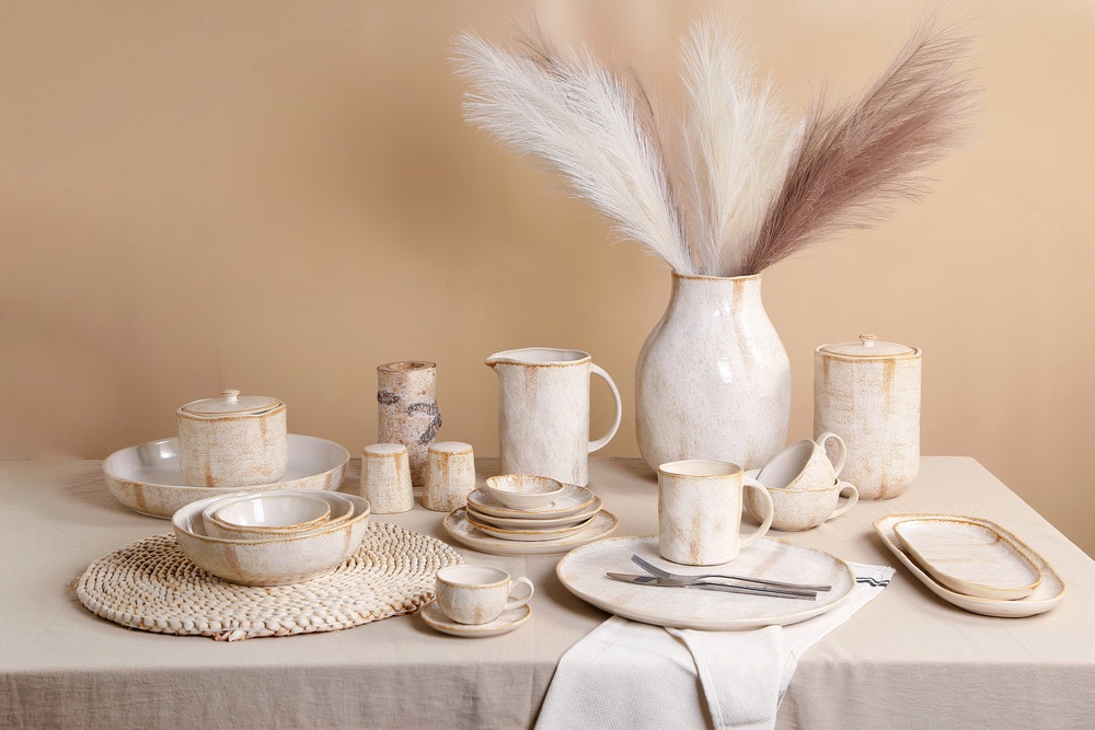 Dinnerware set