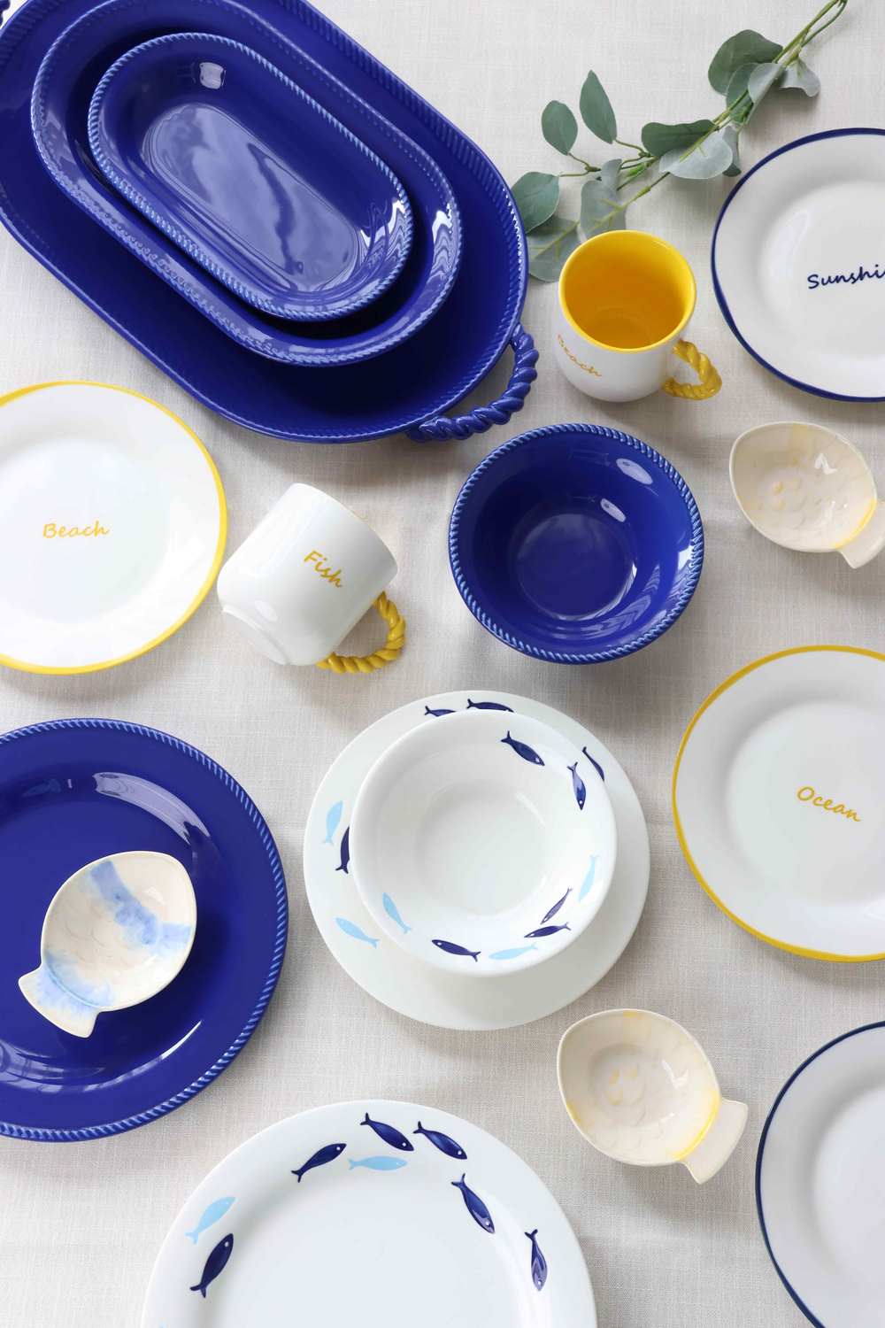 Dinnerware set