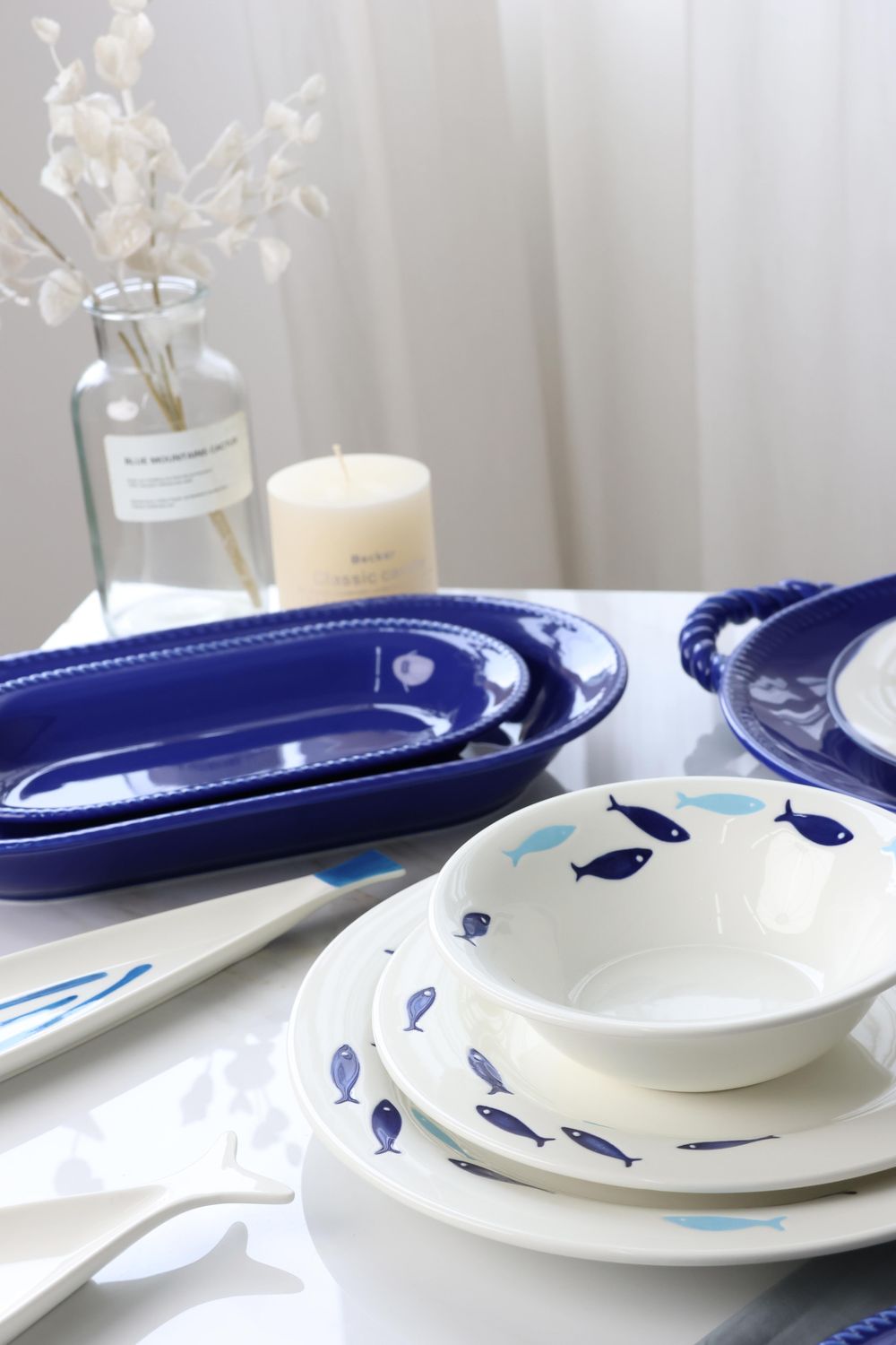 Dinnerware set