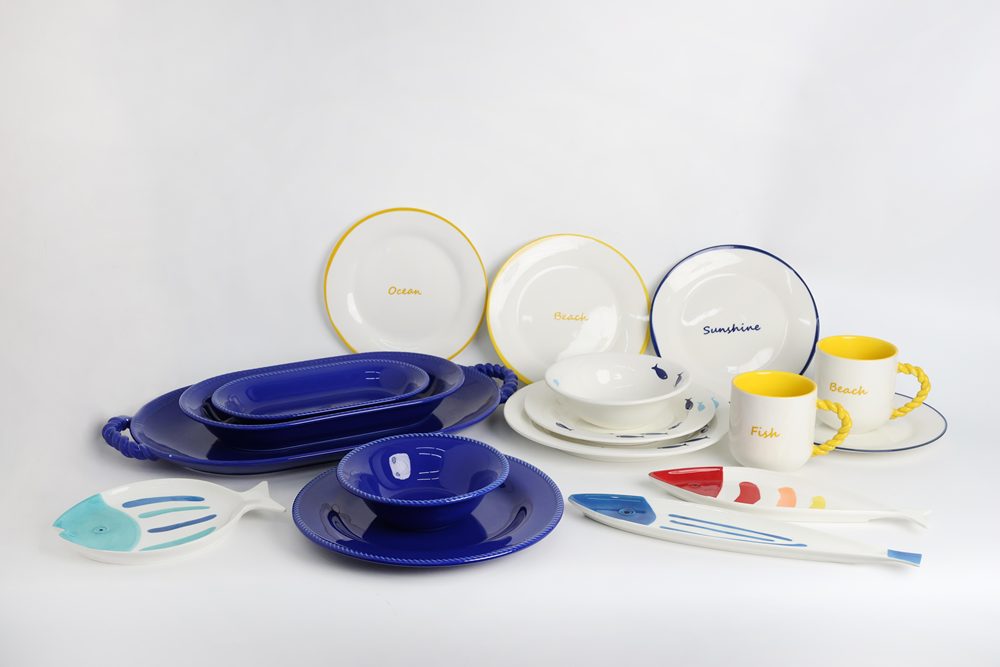 Dinnerware set