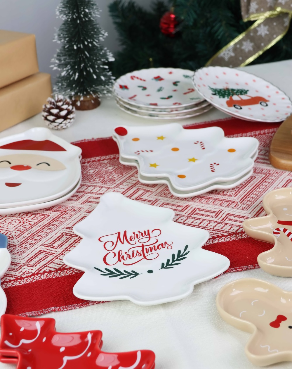 Dinnerware set