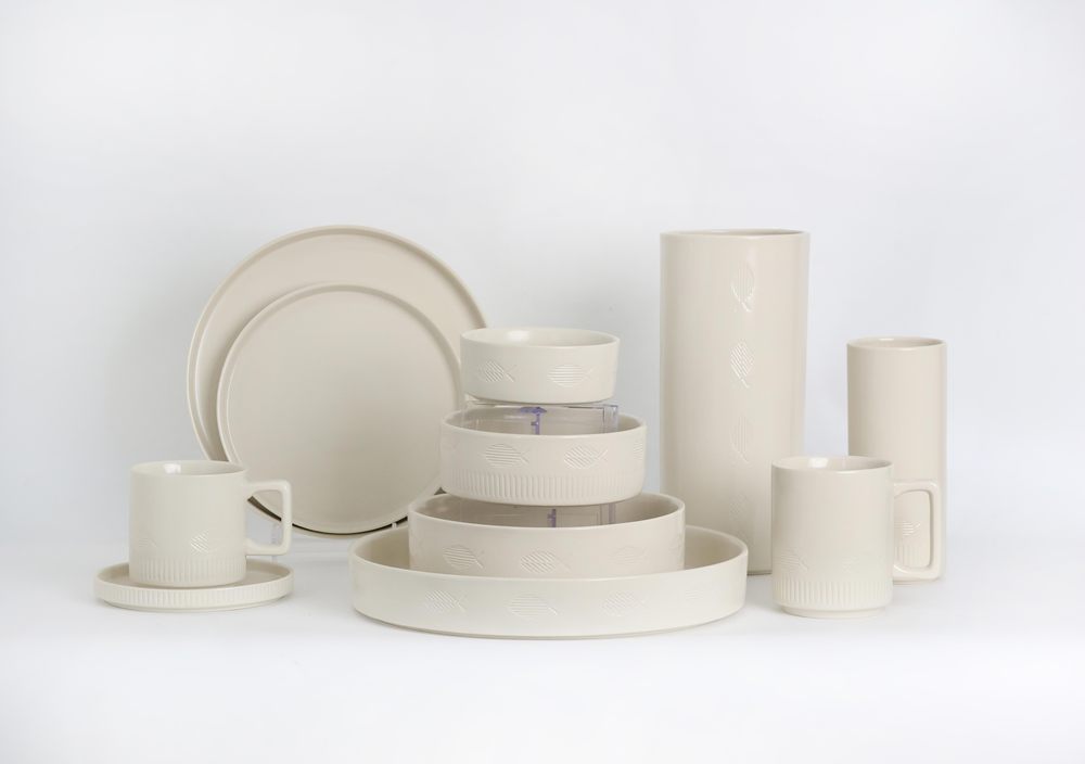 Dinnerware set