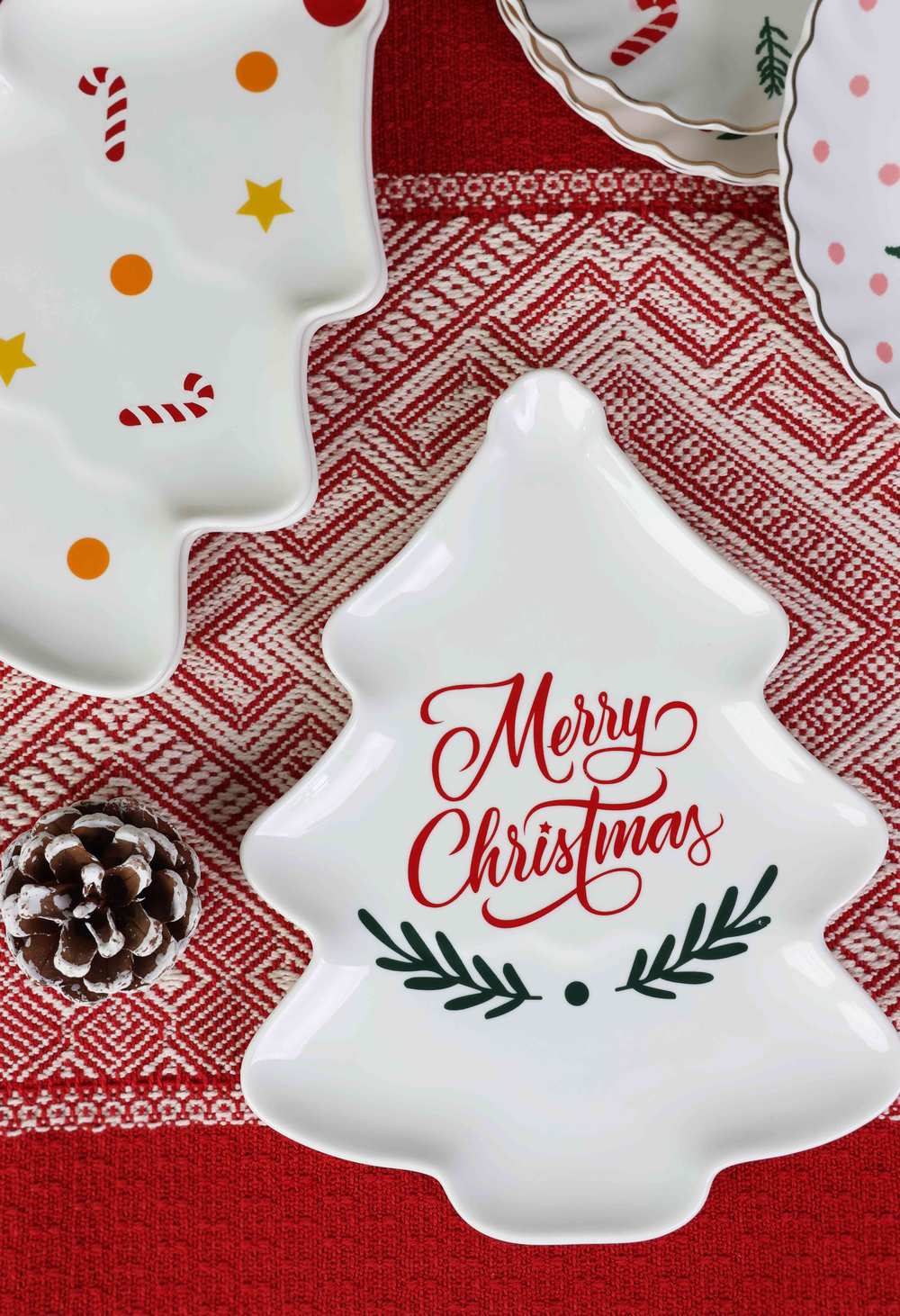 Dinnerware set