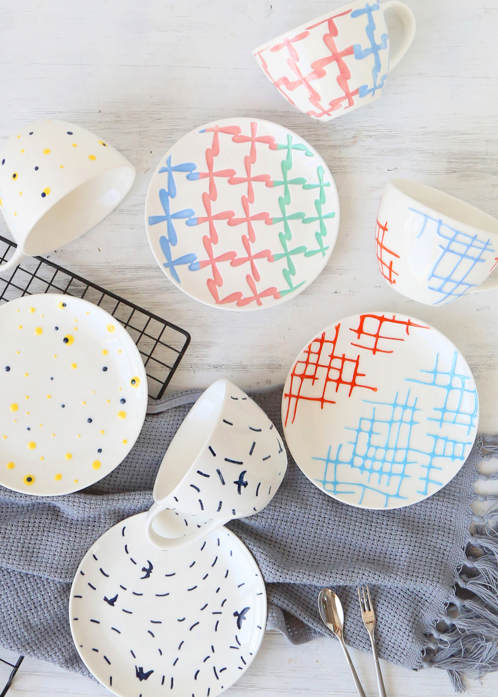 Dinnerware set