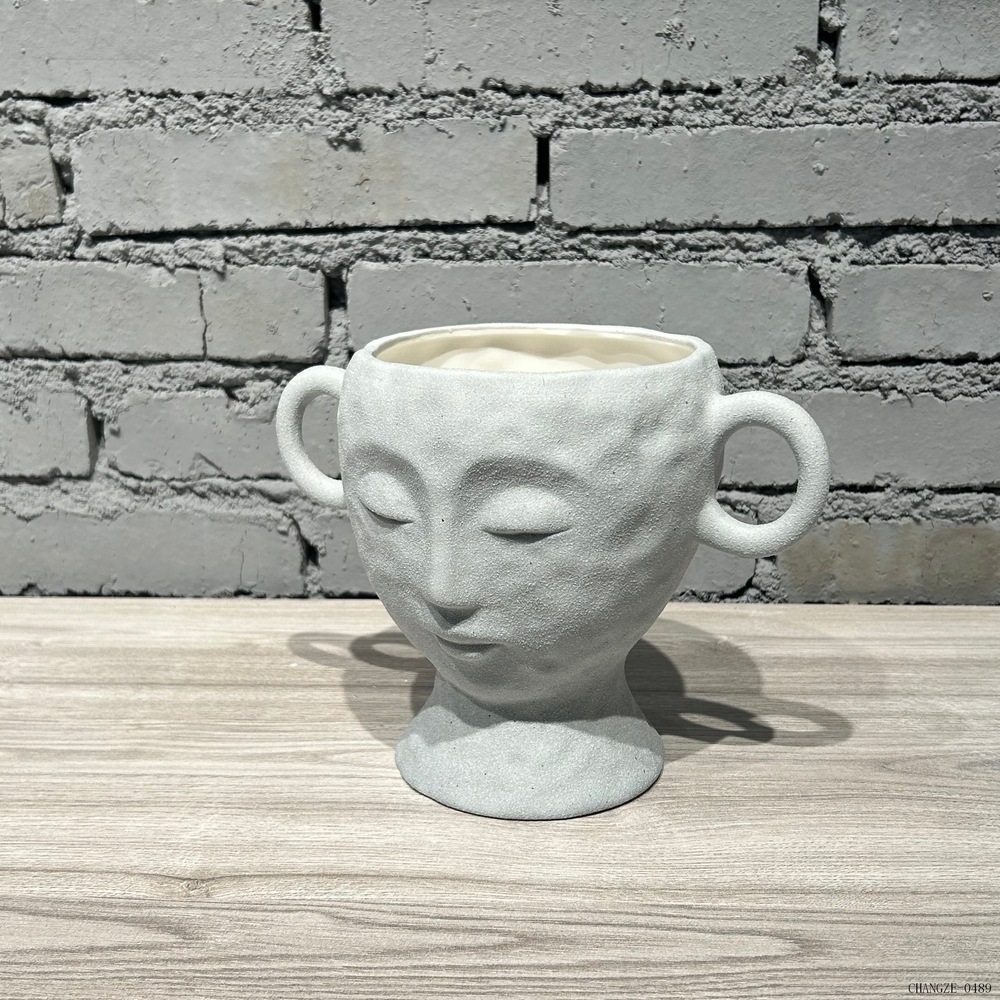 PLANTER