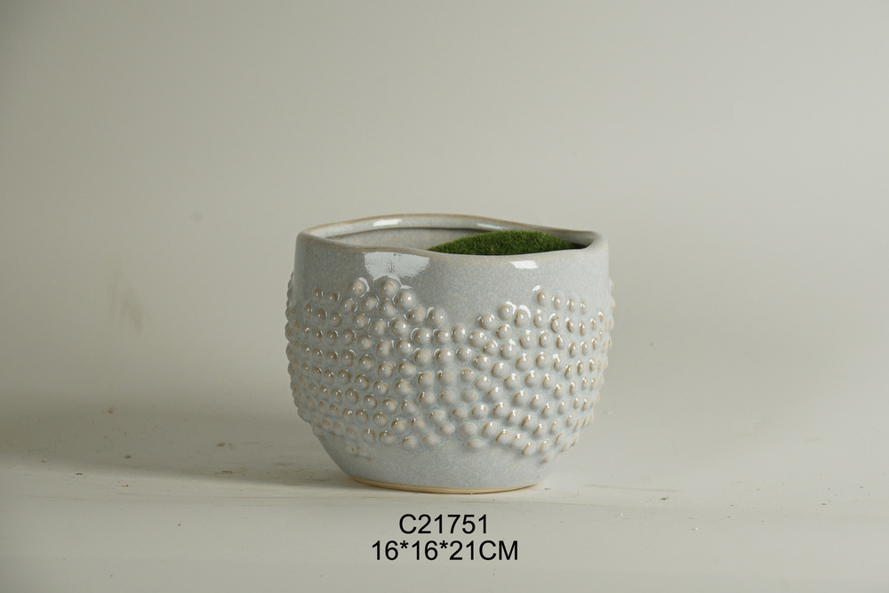 PLANTER