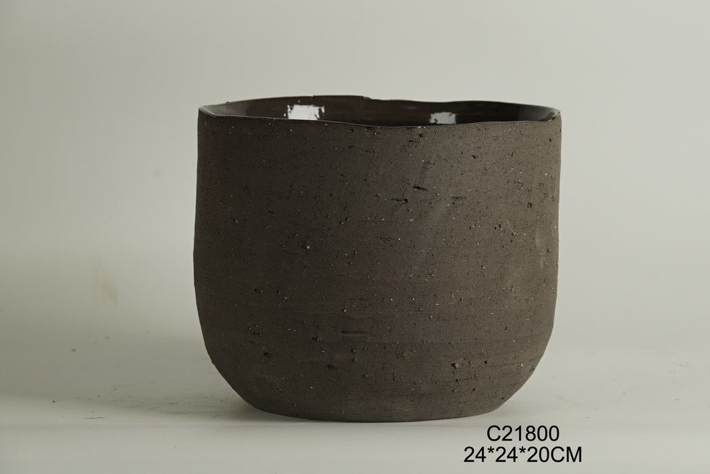 PLANTER
