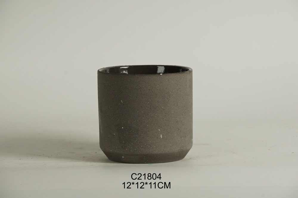 PLANTER