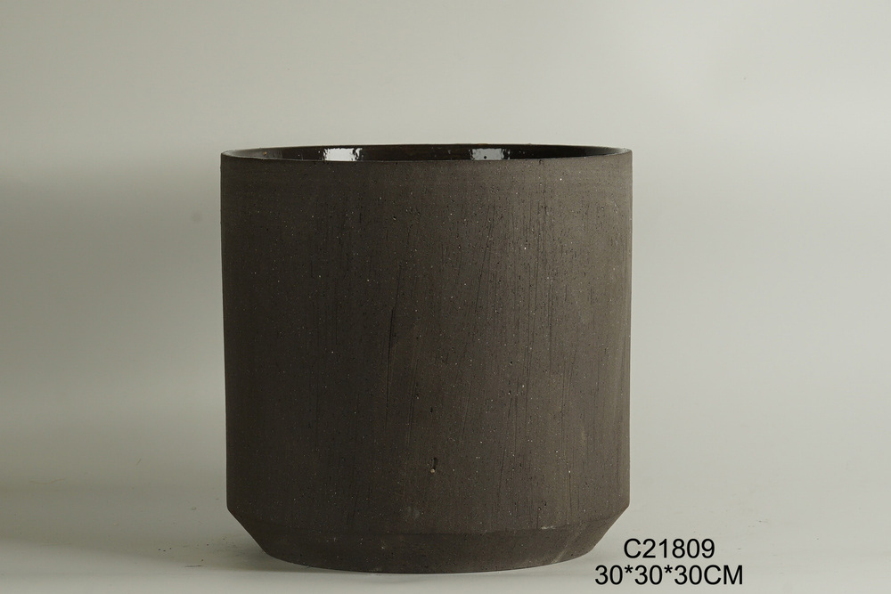 PLANTER